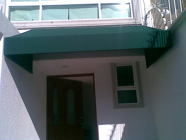 Toldo en lona importada